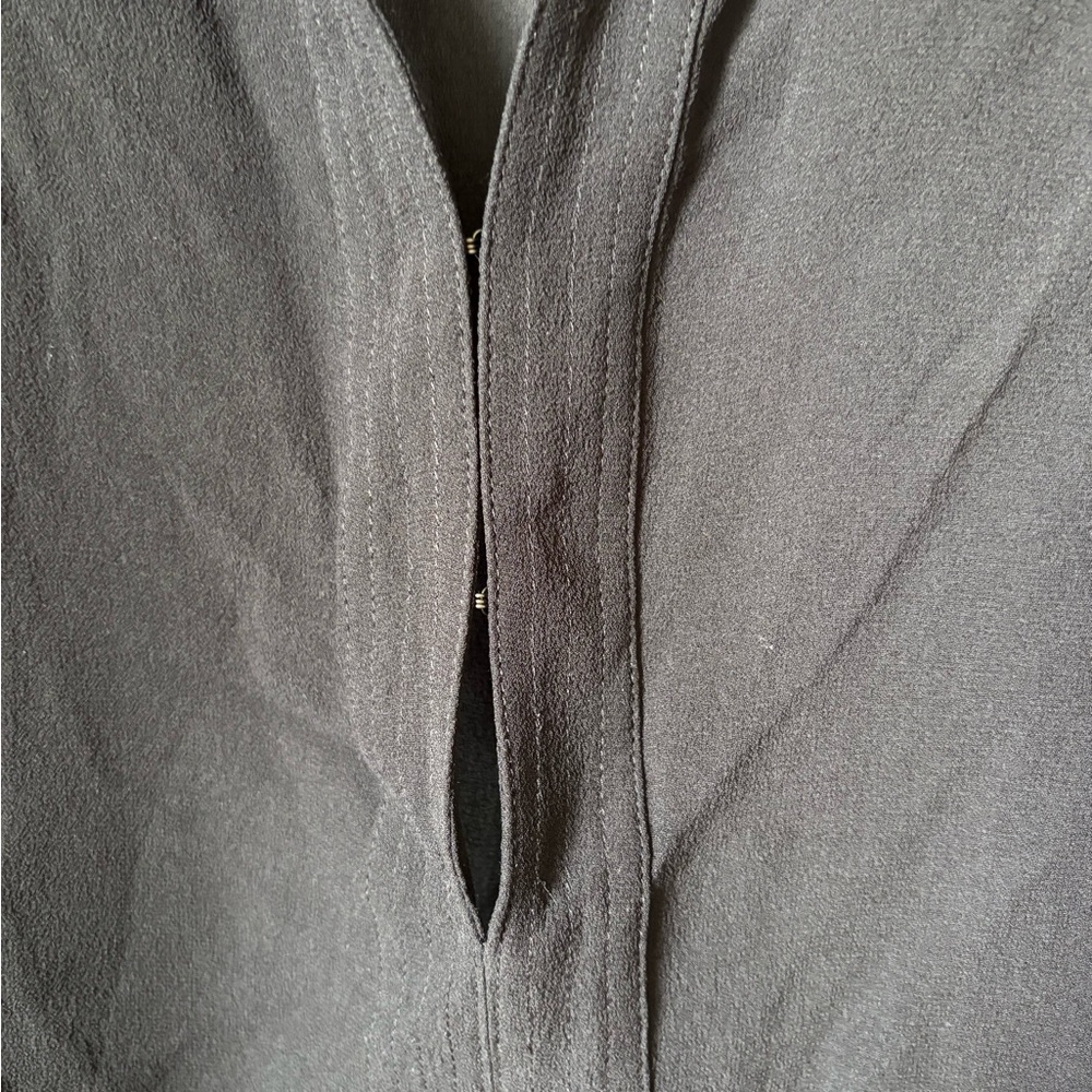 J. Crew  Womens M Black Silk Blouse Top Button Cuff Vintage Deadstock - Picture 9 of 12